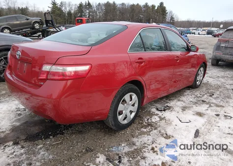2008 Toyota Camry Le z USA, uszkodzony, nr VIN 4T4BE46K28R042055